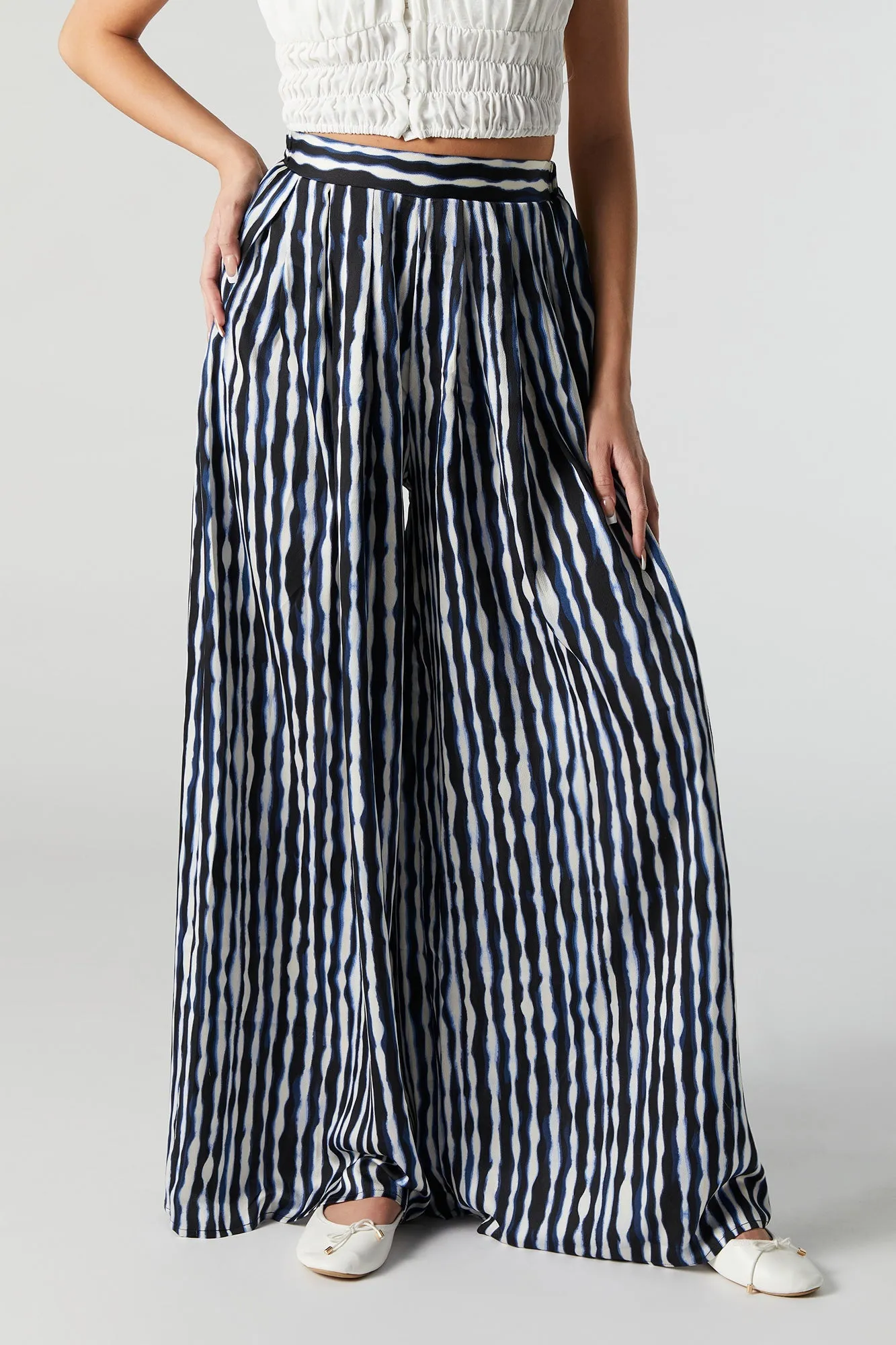 Pantalon Rayé à jambe large imprimé sold by Urban Planet product image thumbnail 2