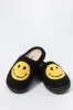 Pantoufles en similifourrure à imprimé Happy Face pour fille sold by Urban Planet