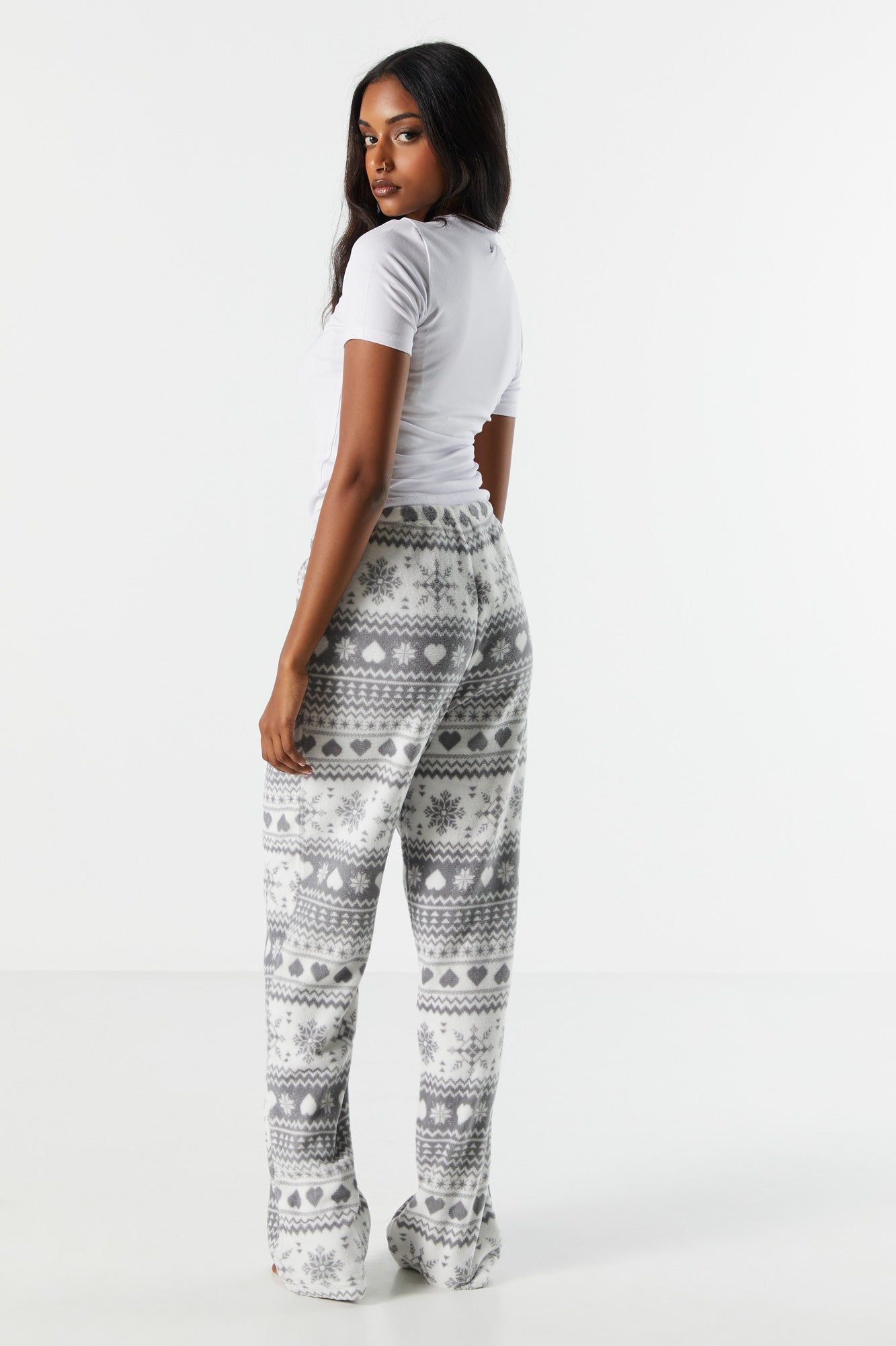 Pantalon de pyjama en peluche à imprimé Flocon gris sold by Urban Planet product image thumbnail 3