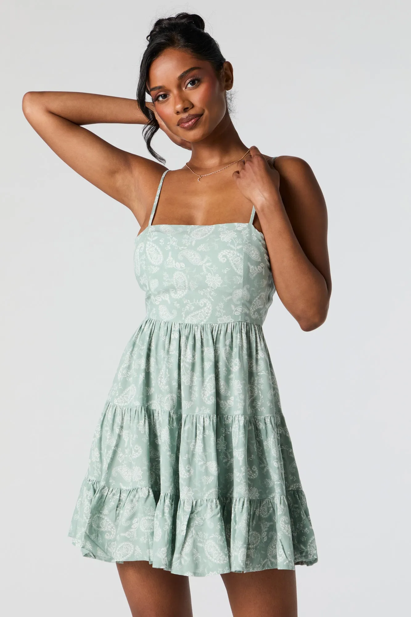 Minirobe volantée fleurie sold by Urban Planet product image thumbnail 4