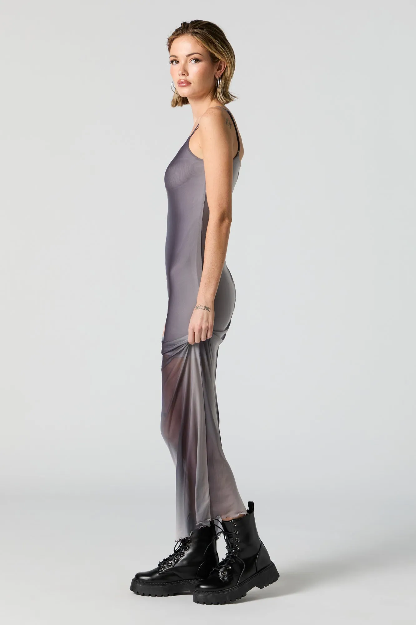 Robe maxi sans manches en filet charbonneux sold by Urban Planet product image thumbnail 2
