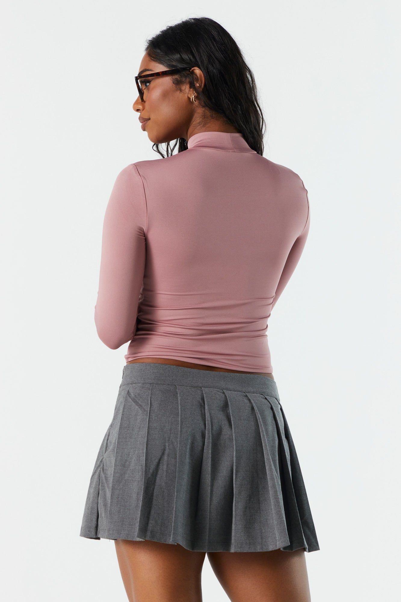 Haut profilé à manches longues avec col cheminée sold by Urban Planet product image thumbnail 15