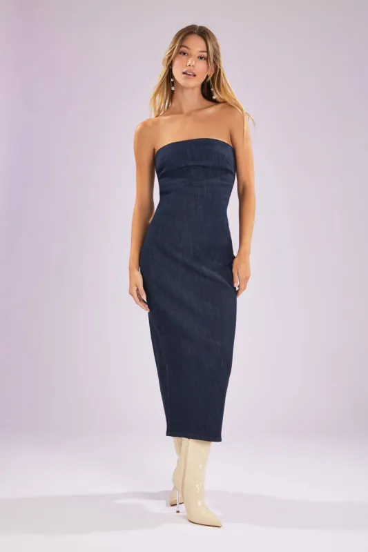 Robe midi tubulaire en denim sold by Urban Planet