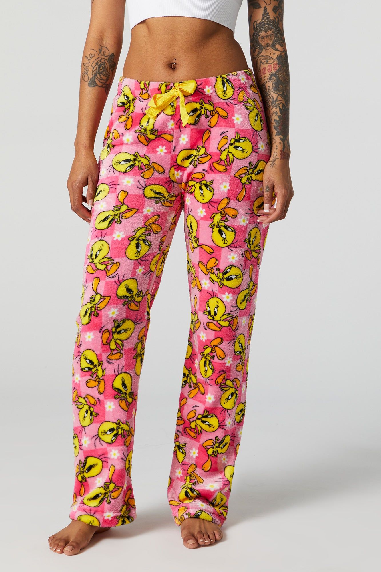 Pantalon de pyjama en peluche à imprimé Tweety sold by Urban Planet product image thumbnail 2