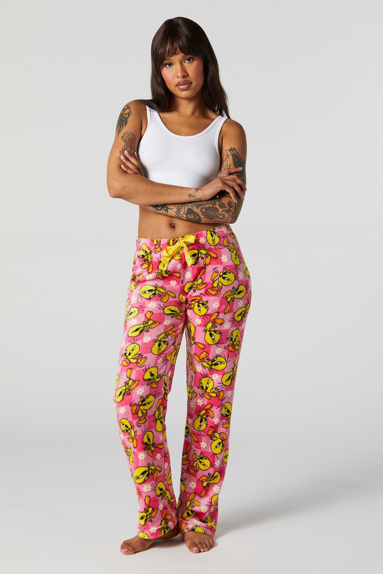 Pantalon de pyjama en peluche à imprimé Tweety sold by Urban Planet