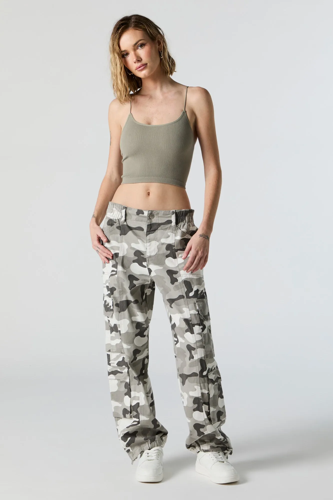 Débardeur court sans couture à bretelles ultraminces sold by Urban Planet product image thumbnail 3