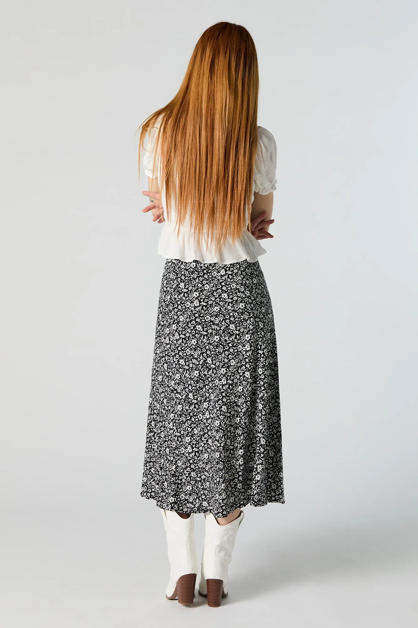 Jupe midi fleurie noire avec fente sold by Urban Planet product image thumbnail 3