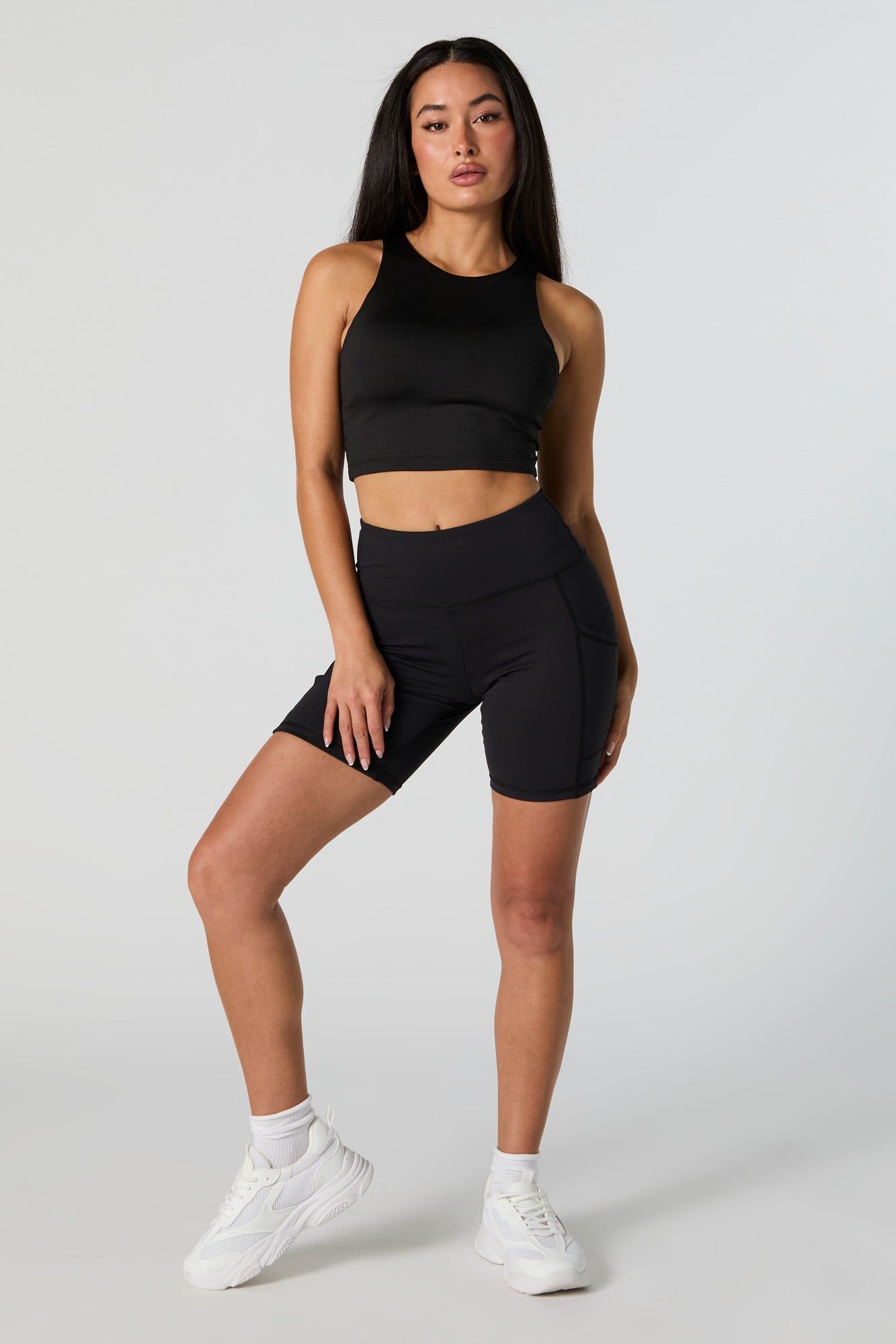 Short Active à taille haute avec poches latérales sold by Urban Planet product image thumbnail 3