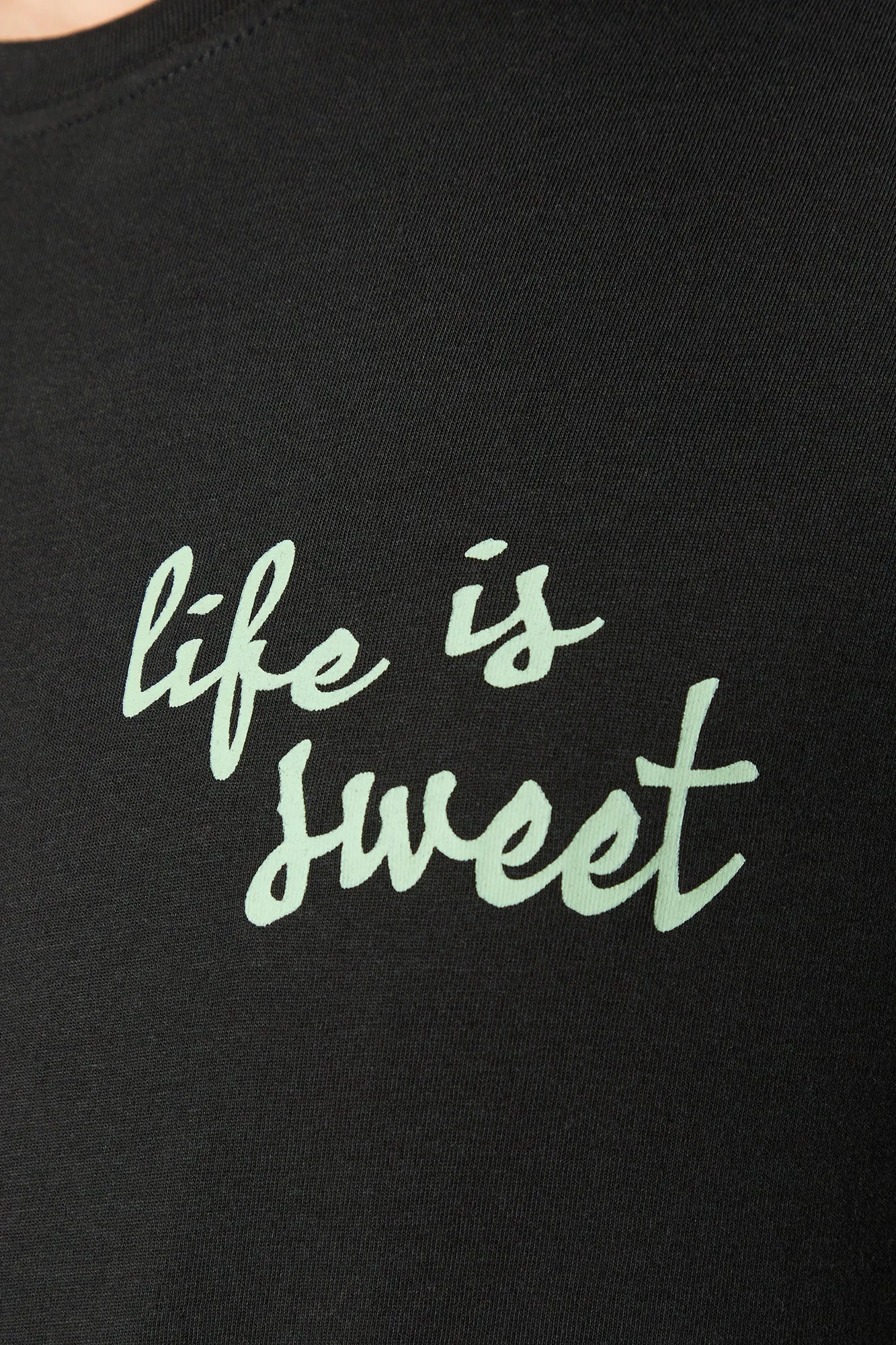 T-shirt à imprimé Life is Sweet sold by Urban Planet product image thumbnail 4