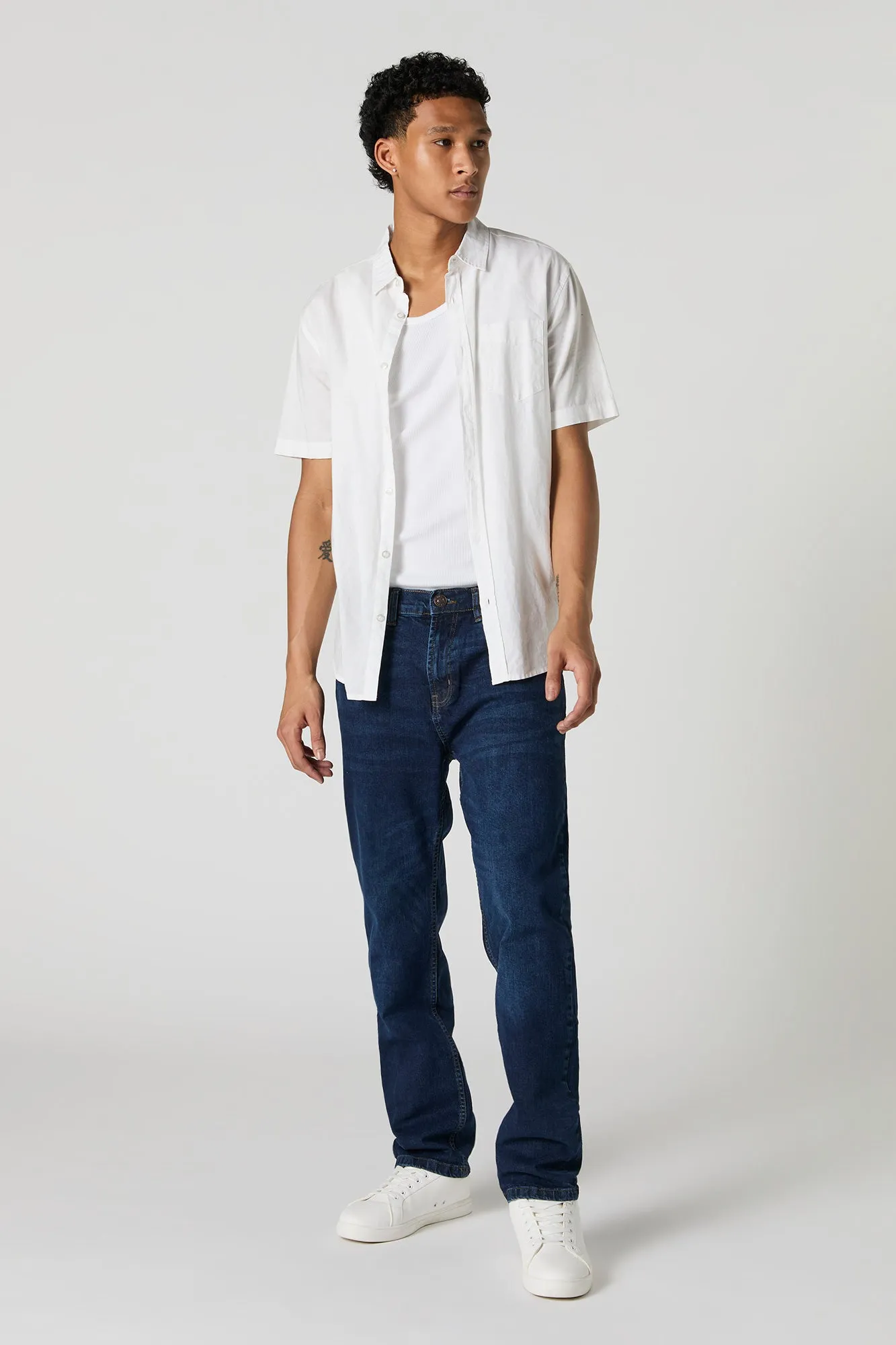 Jean à jambe droite délavé foncé sold by Urban Planet product image thumbnail 2