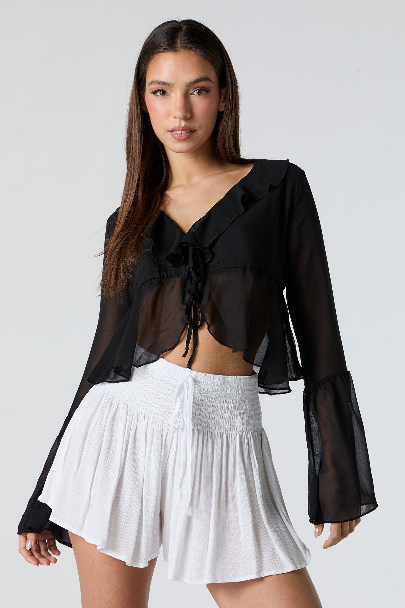 Haut en chiffon noir à manches longues avec attache sold by Urban Planet