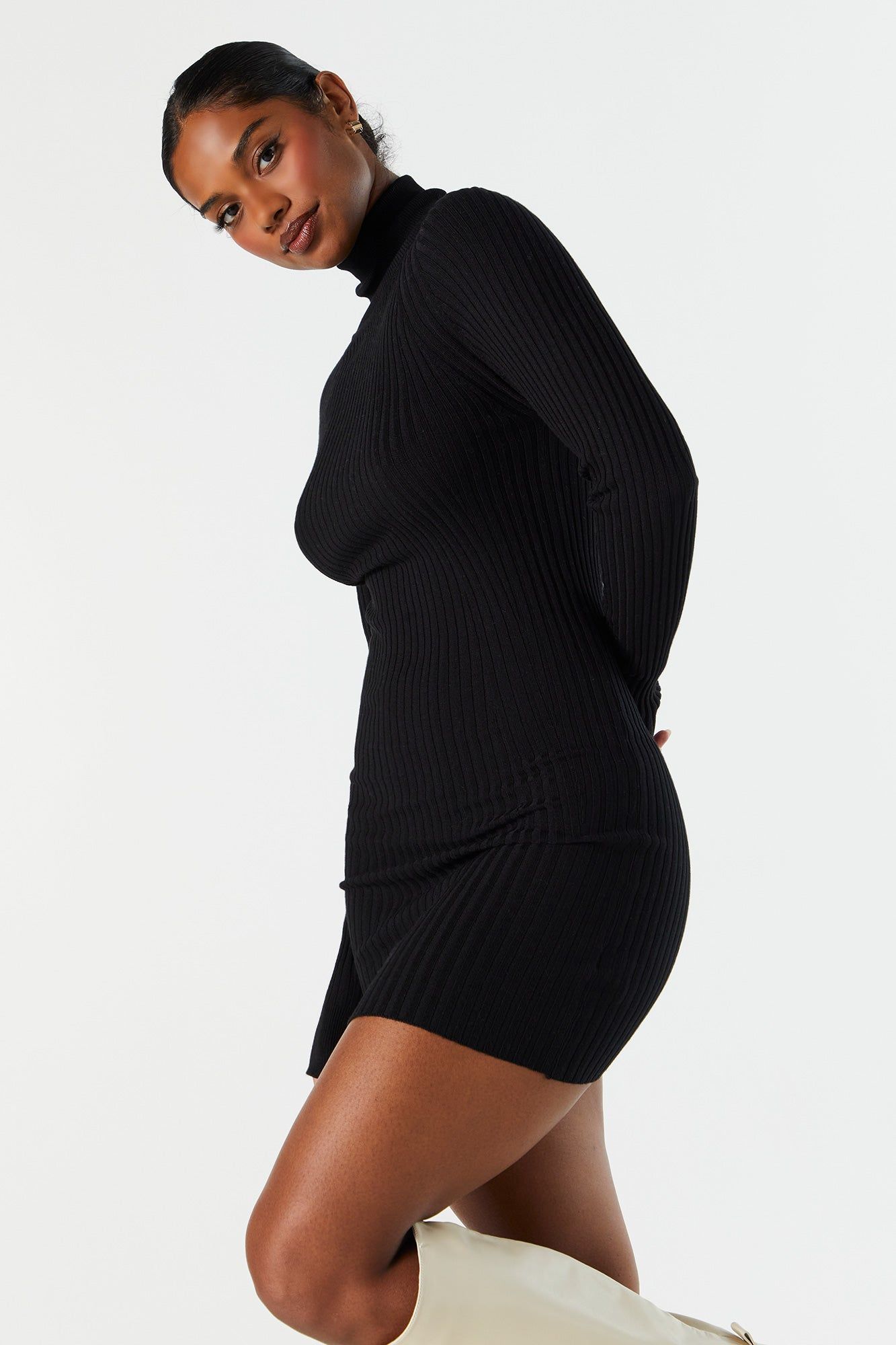 Minirobe à col roulé en tricot côtelé sold by Urban Planet product image thumbnail 5