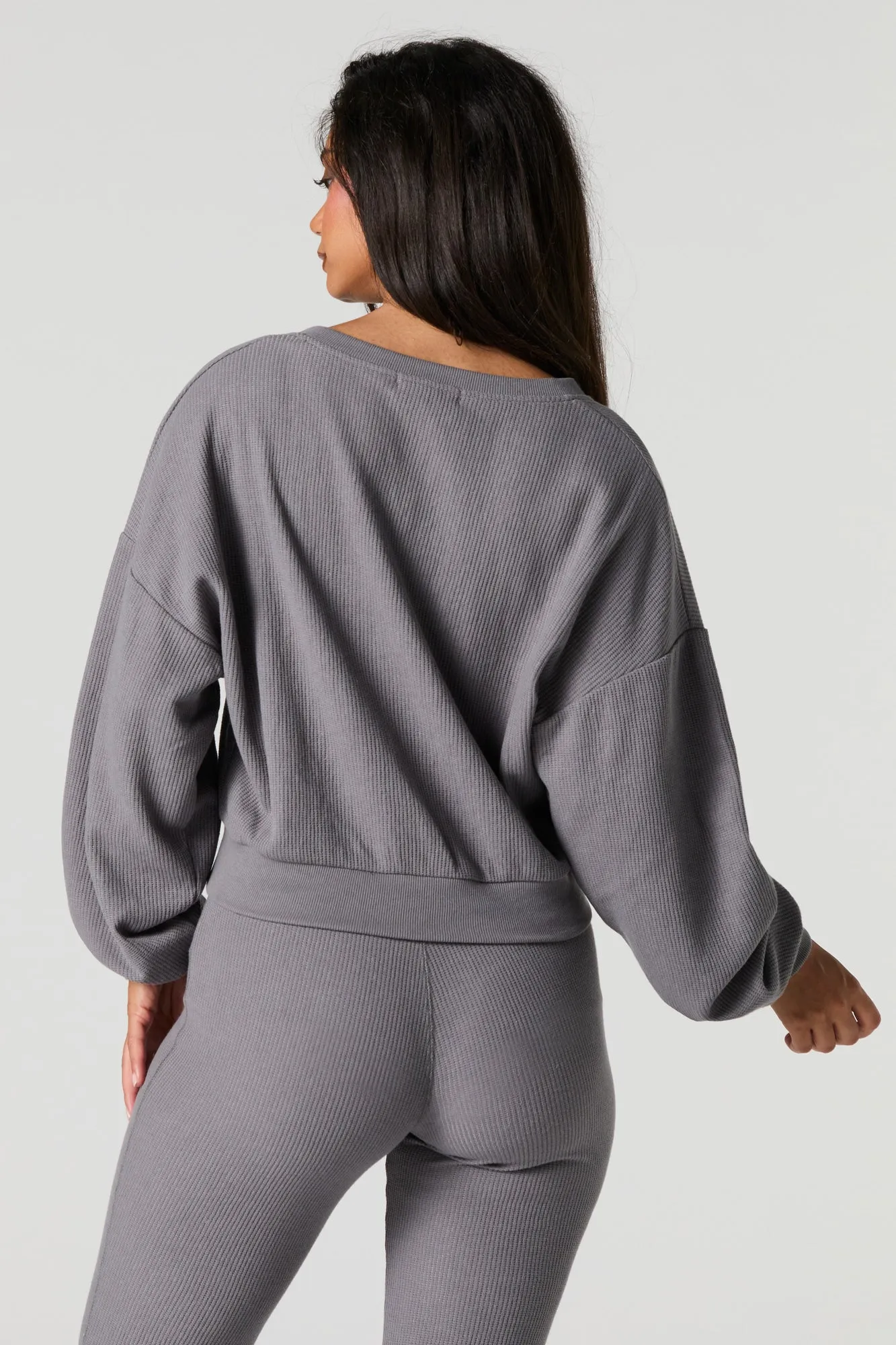 Haut écourté en tricot gaufré avec encolure en V sold by Urban Planet product image thumbnail 2