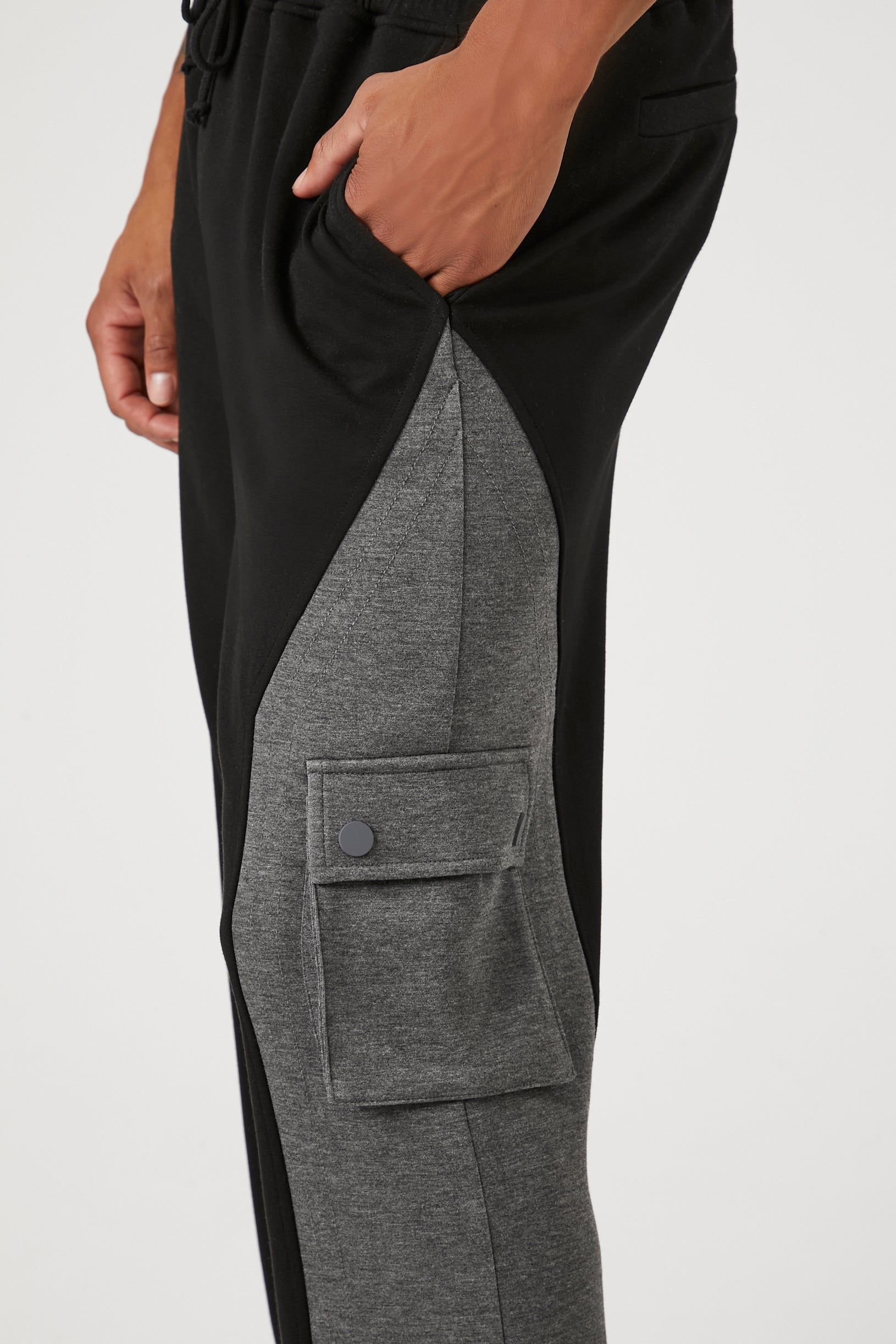 Pantalon cargo avec blocs de couleurs sold by Urban Planet product image thumbnail 5