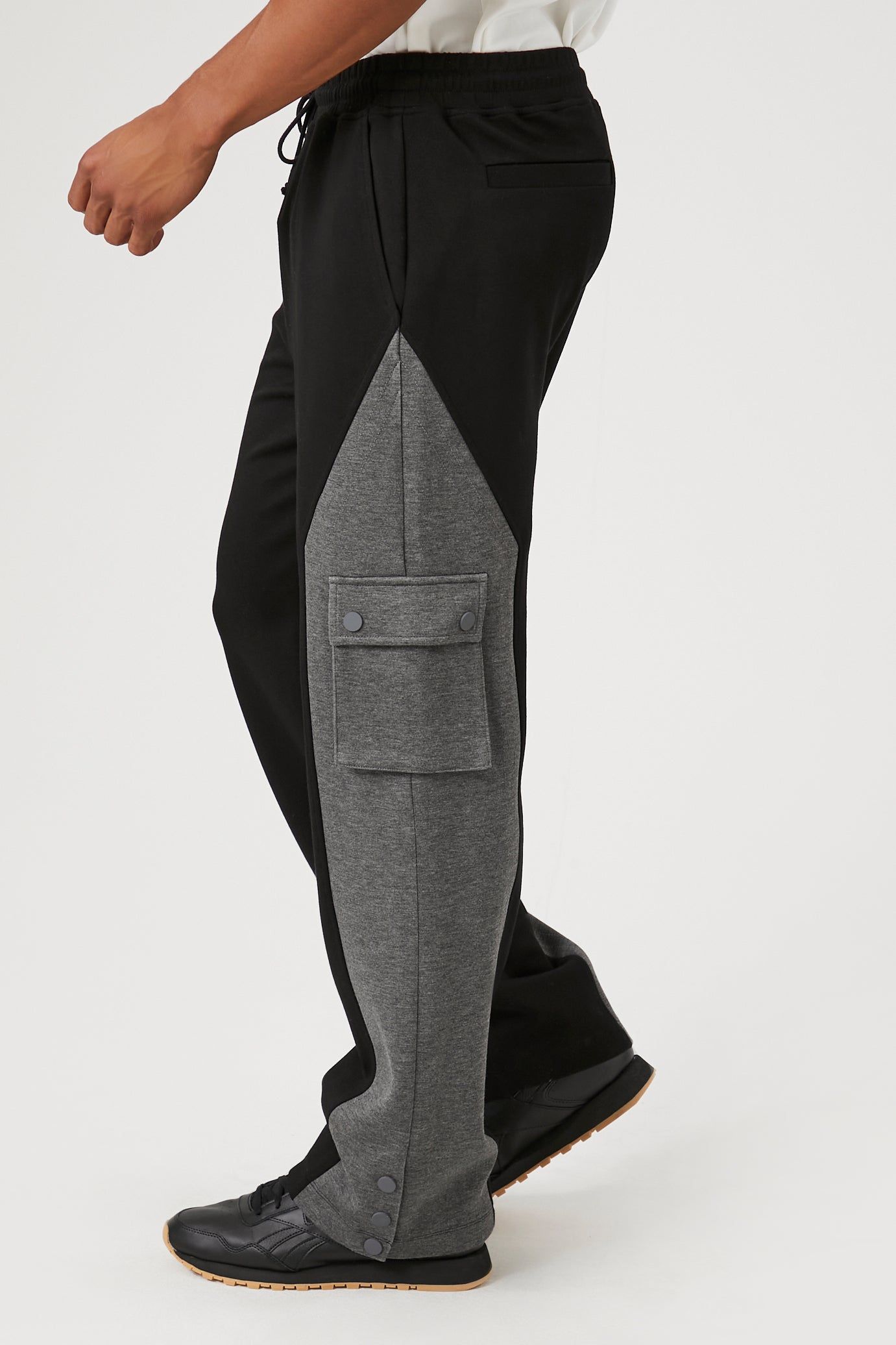 Pantalon cargo avec blocs de couleurs sold by Urban Planet product image thumbnail 3