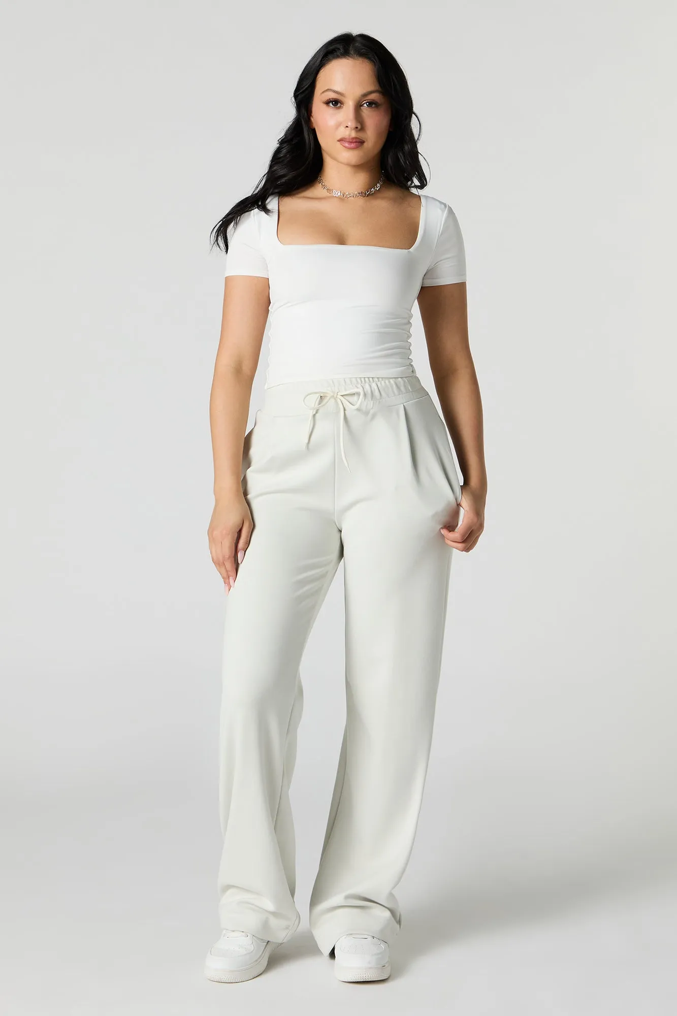 Pantalon habillé doux avec taille coulissante sold by Urban Planet