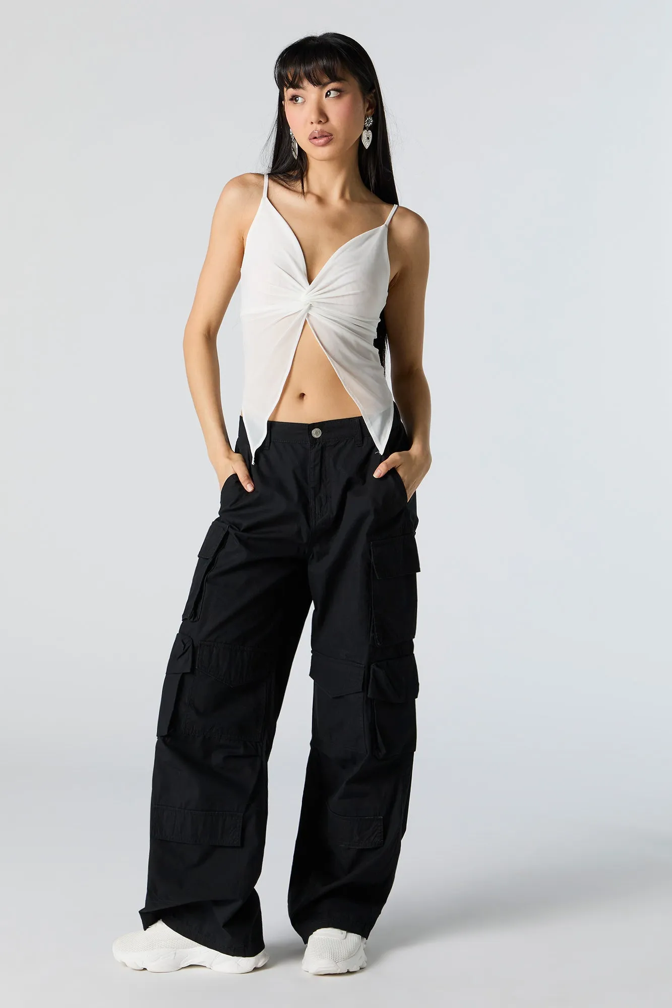 Pantalon cargo à jambe droite avec poches multiples sold by Urban Planet product image thumbnail 4