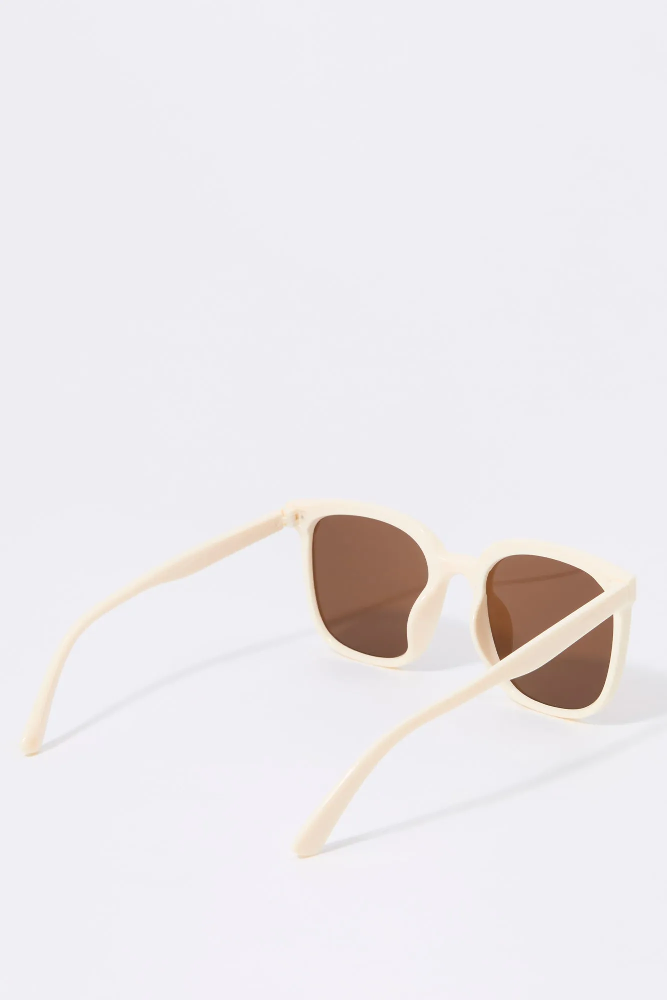 Oversized Classic Sunglasses sold by Urban Planet product image thumbnail 3