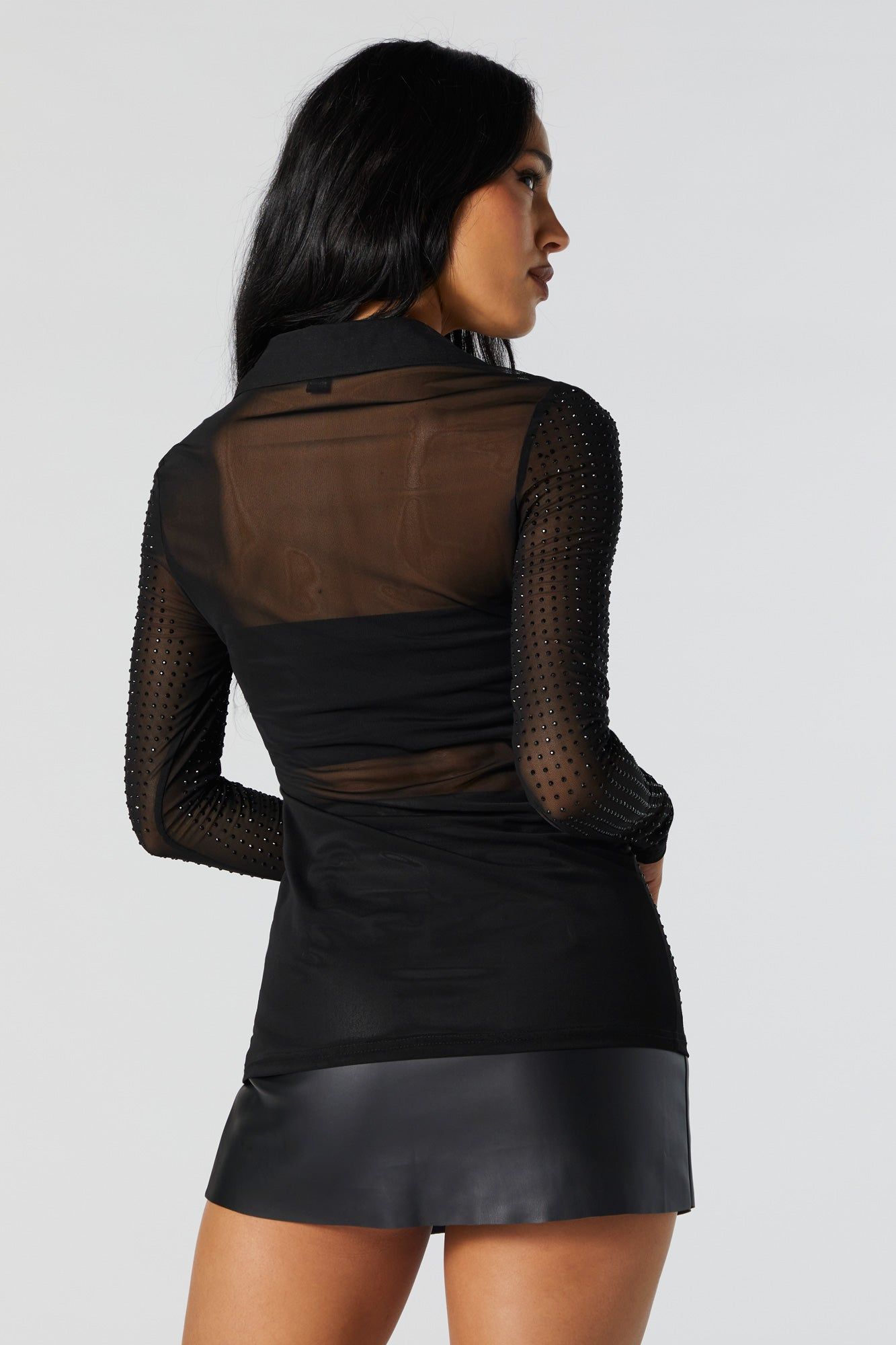 Haut boutonné en filet avec pierres du Rhin sold by Urban Planet product image thumbnail 3