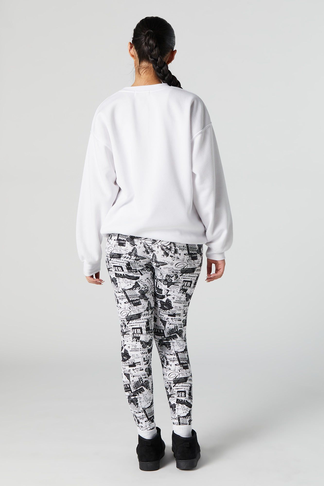 Newspaper Print Fleece Legging sold by Urban Planet product image thumbnail 2