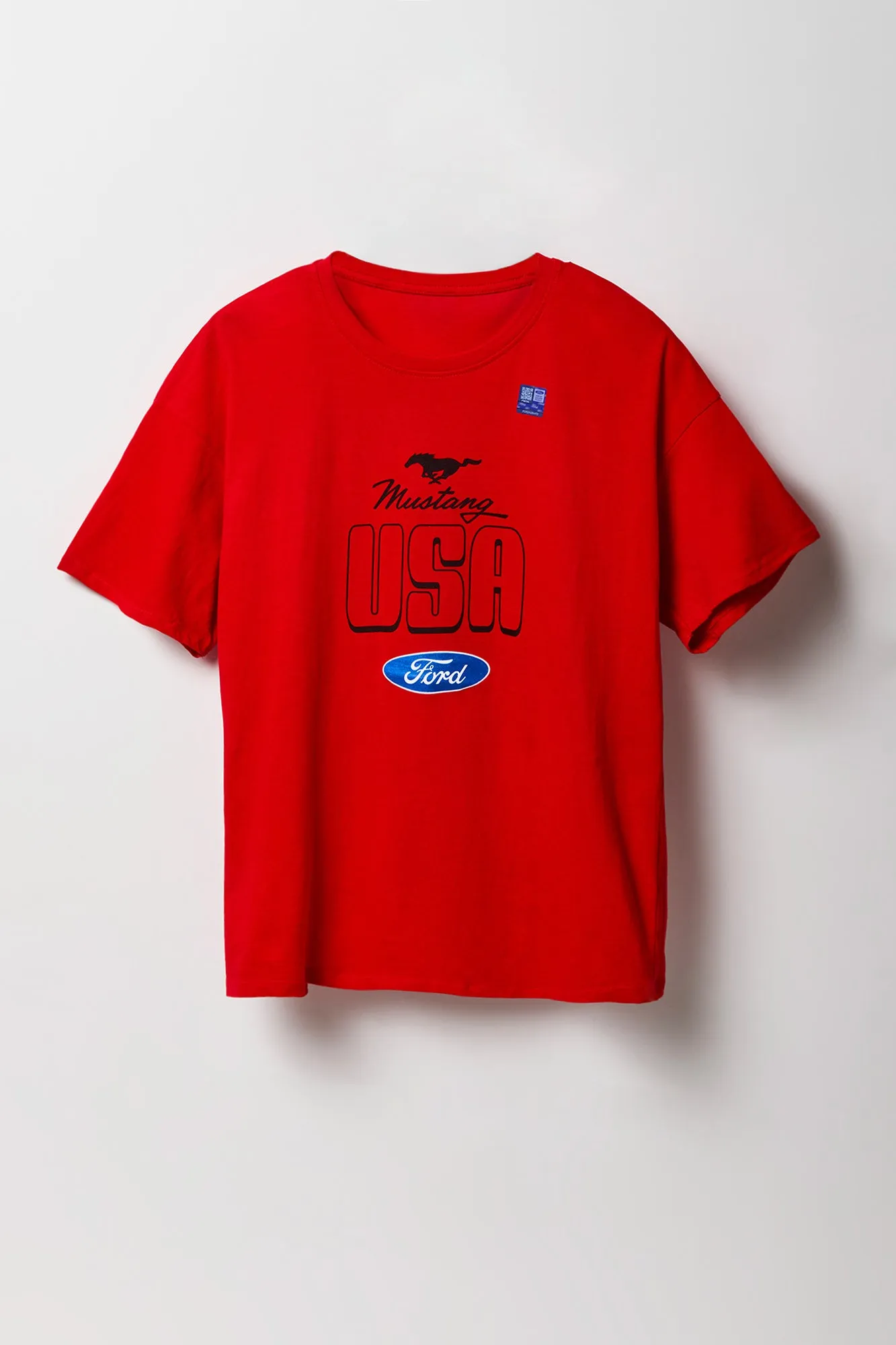 T-shirt de coupe garçonne à imprimé Ford Mustang sold by Urban Planet product image thumbnail 4