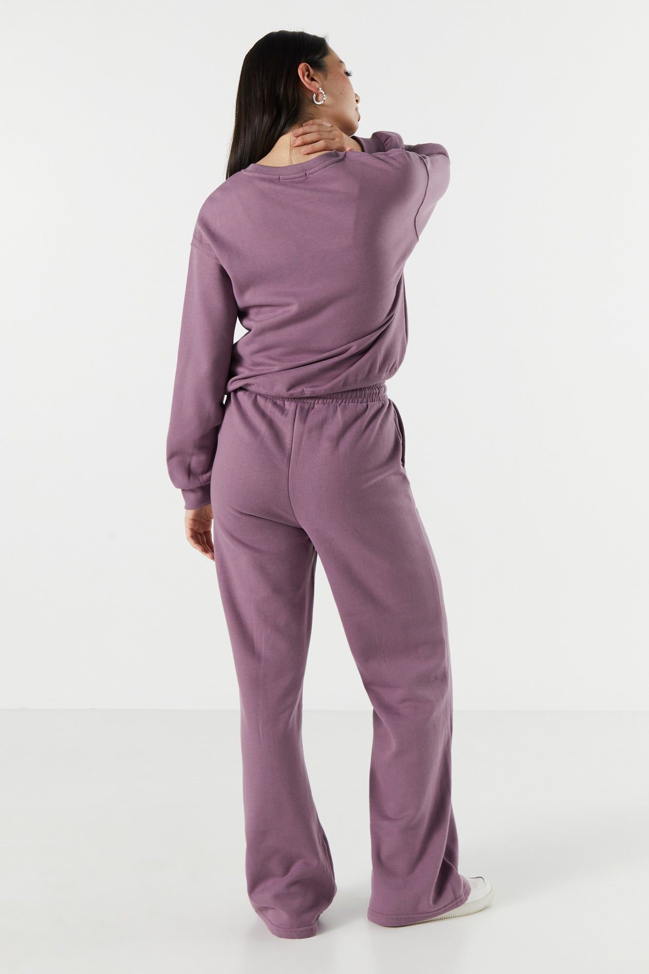 Pantalon à jambe large en molleton sold by Urban Planet product image thumbnail 17