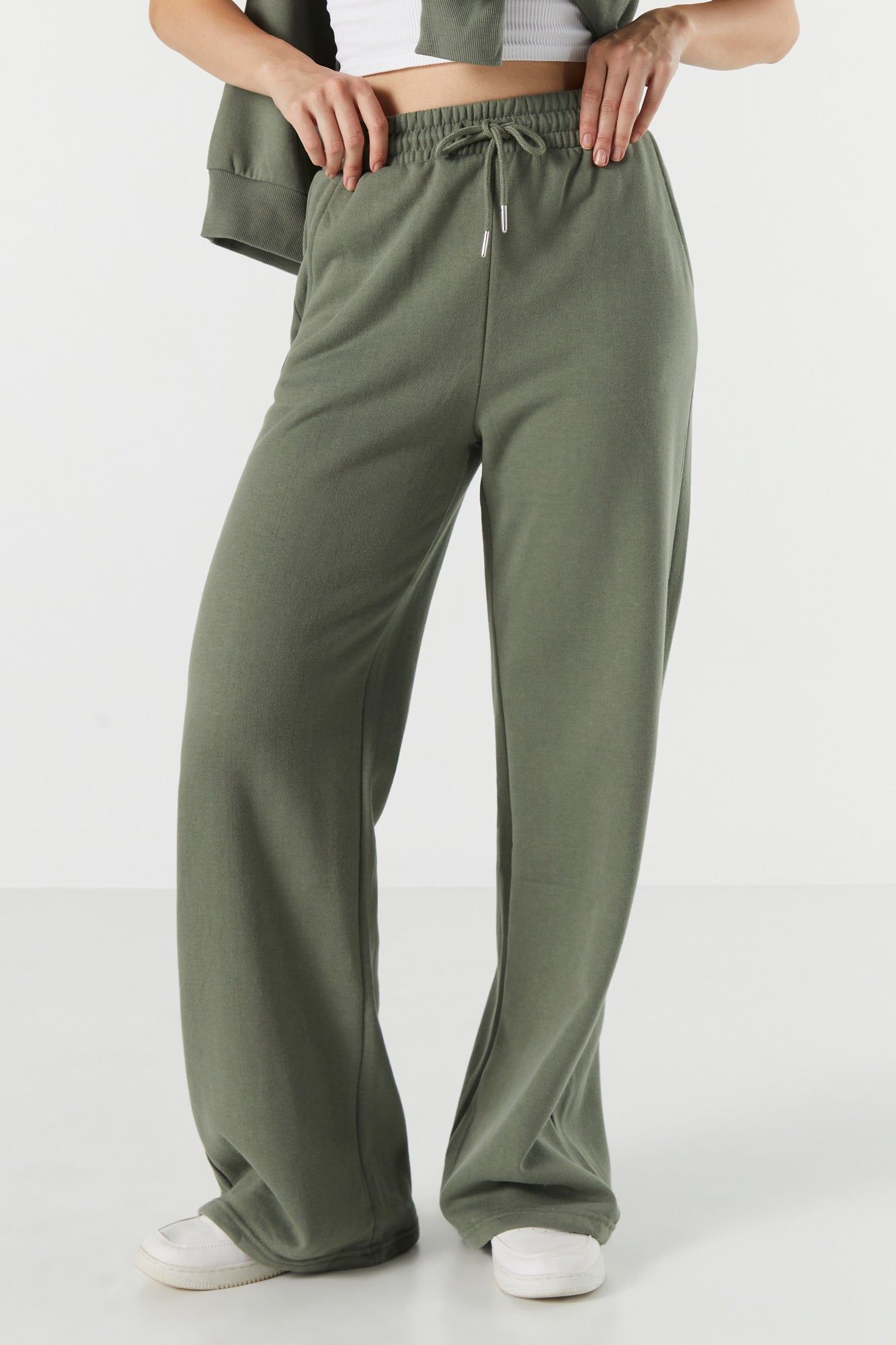 Pantalon à jambe large en molleton sold by Urban Planet product image thumbnail 2