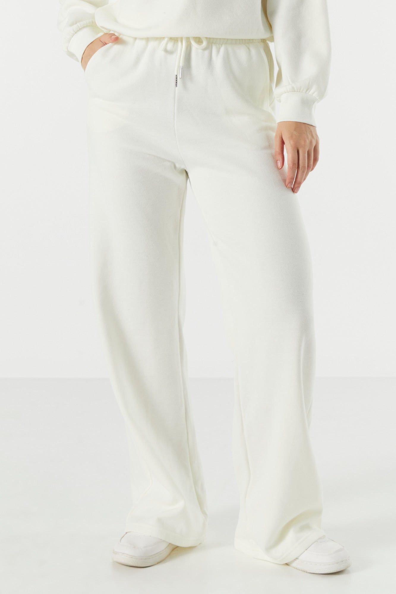 Pantalon à jambe large en molleton sold by Urban Planet product image thumbnail 7