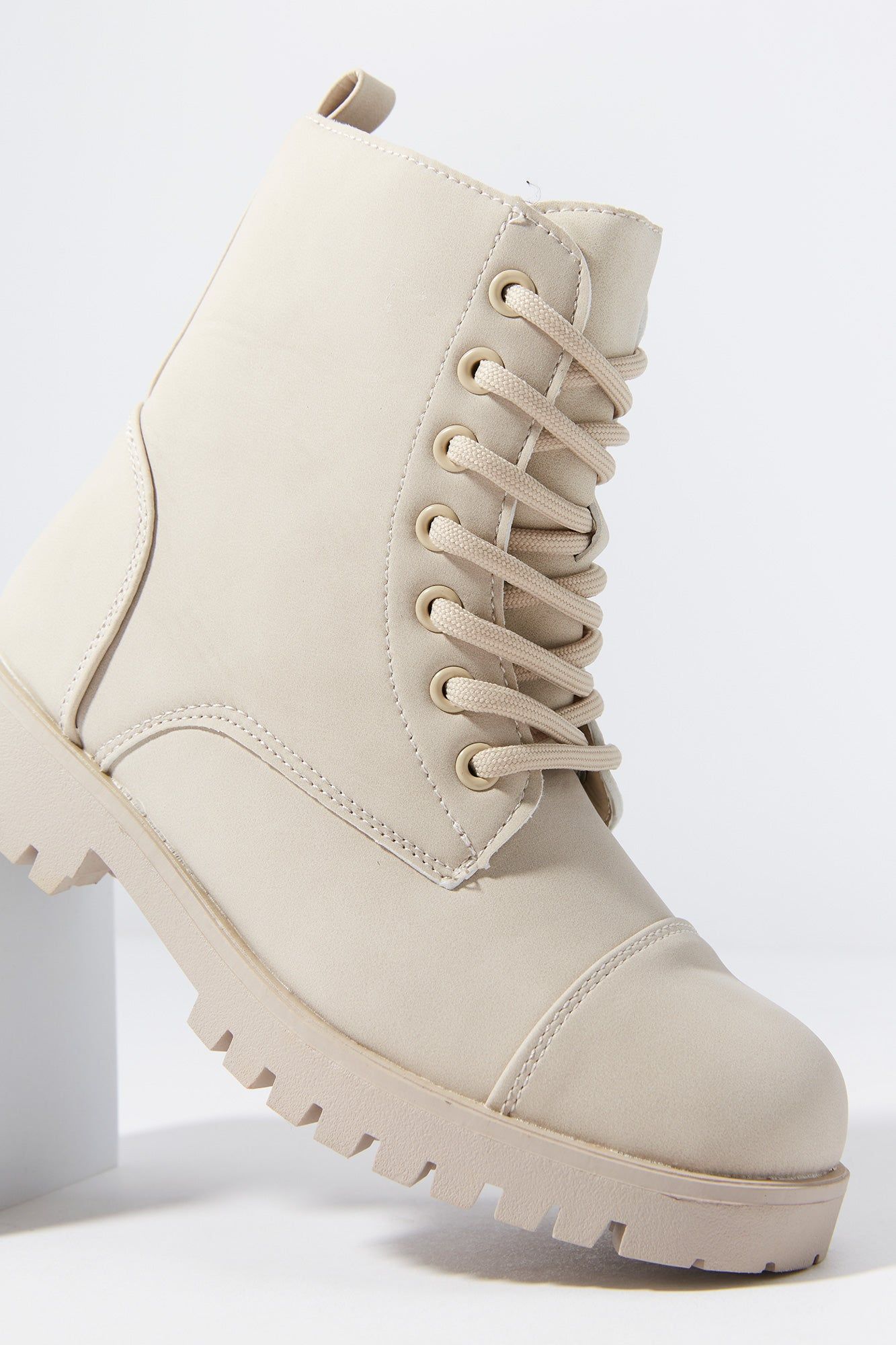 Bottes lacées à semelles crantées pour fille sold by Urban Planet product image thumbnail 4