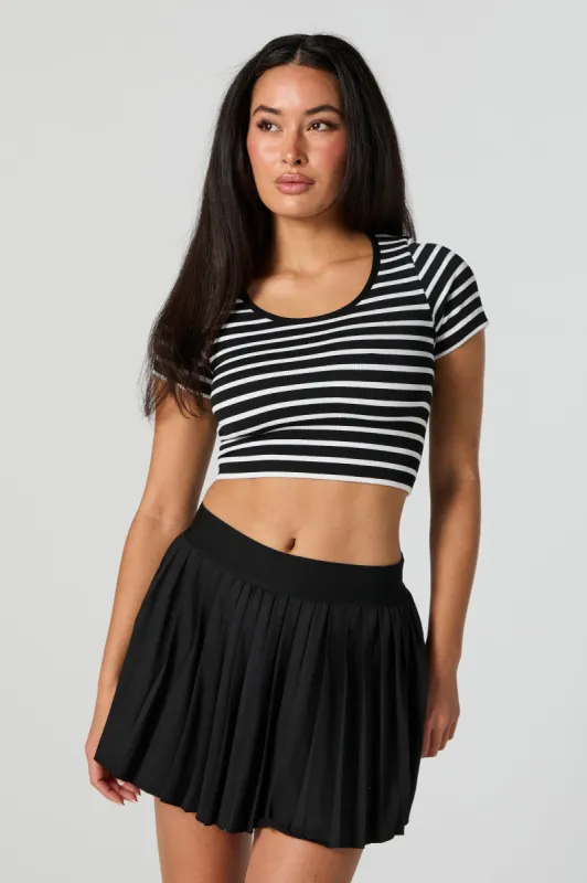 Haut court rayé sans couture à encolure arrondie sold by Urban Planet