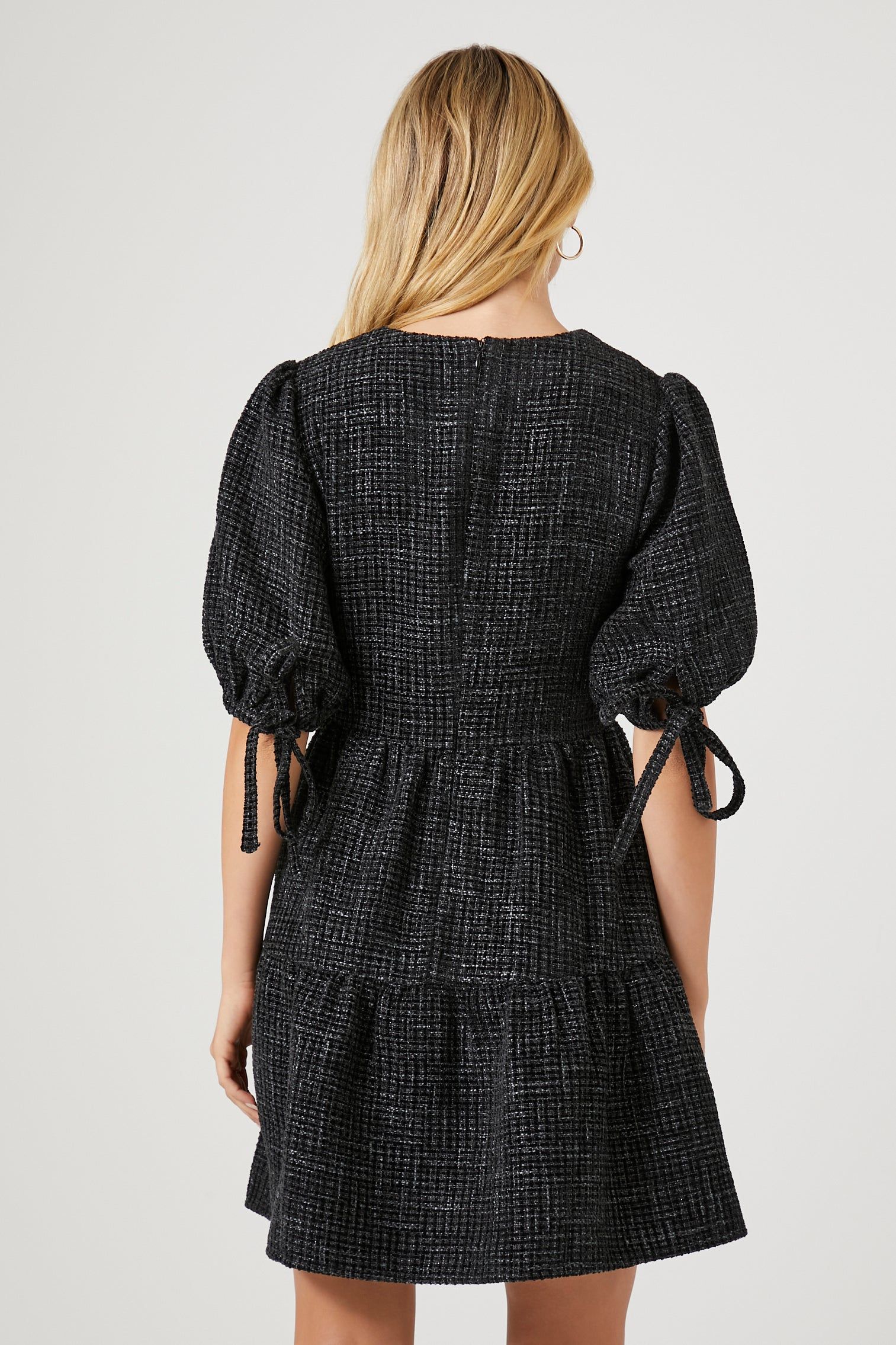 Minirobe volantée à manches bouffantes sold by Urban Planet product image thumbnail 3