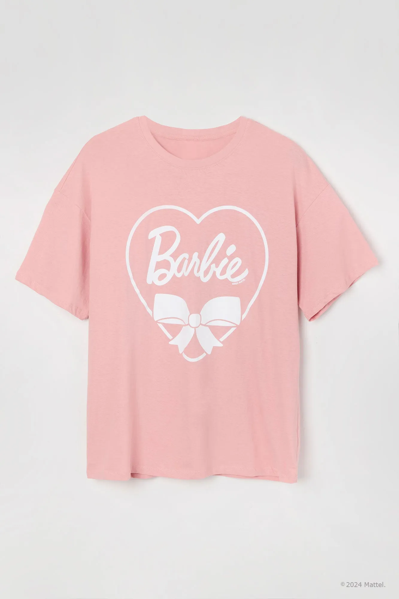 Barbie™ Heart Bow Graphic Boyfriend T-Shirt sold by Urban Planet product image thumbnail 4