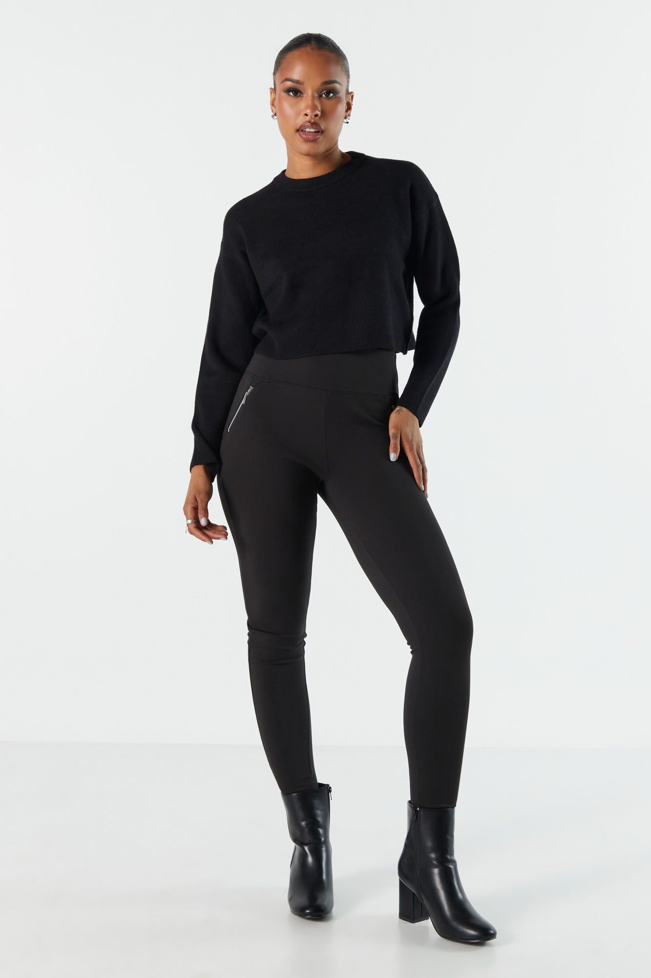 Super Soft Zip Pocket Legging sold by Urban Planet