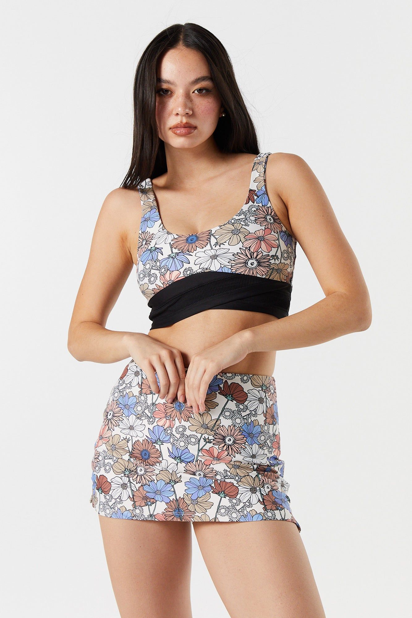 Soutien-gorge de sport fleuri imprimé sold by Urban Planet product image thumbnail 4