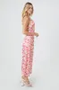 Robe midi en satin fleuri avec encolure en V sold by Urban Planet