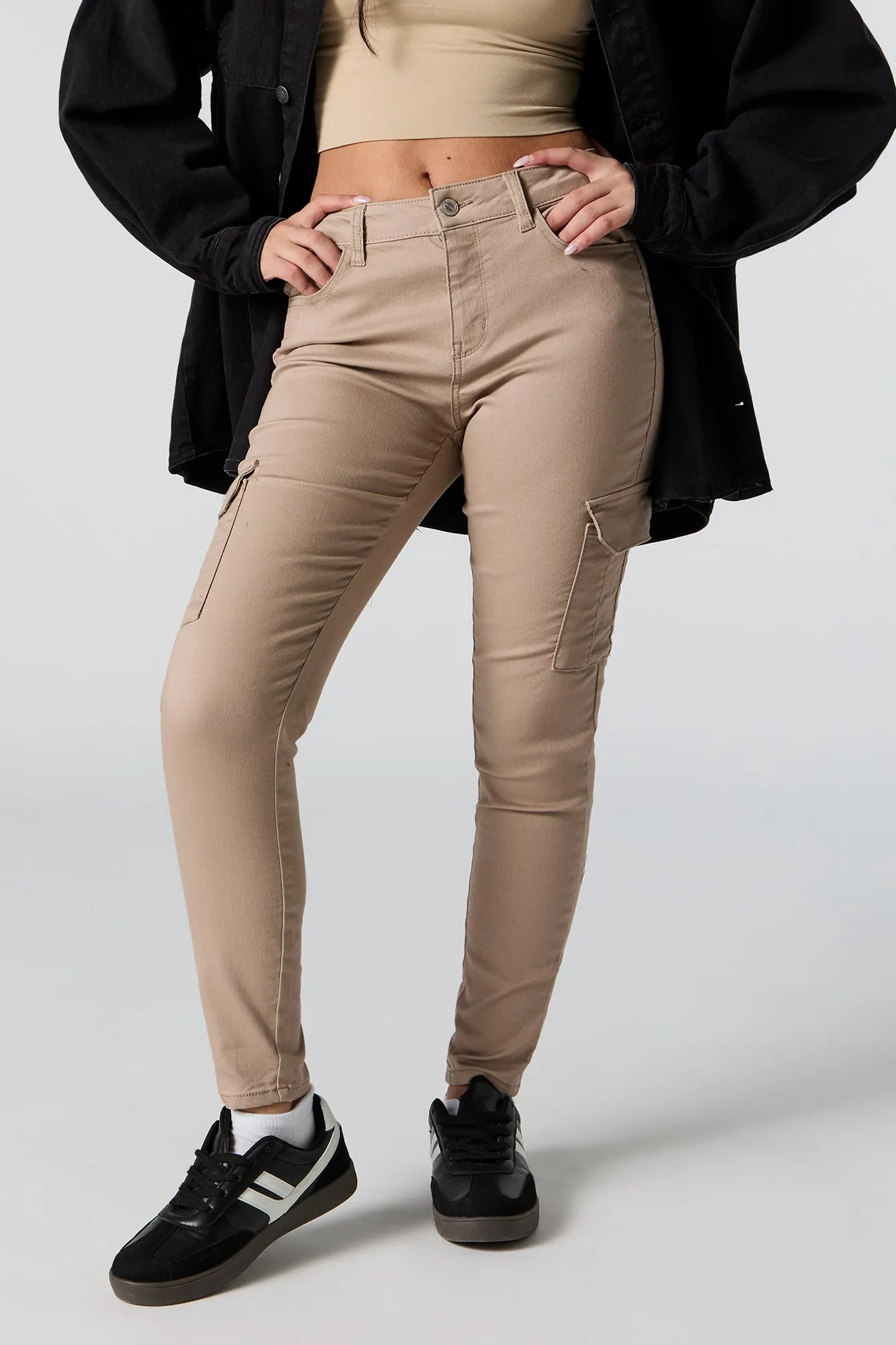 Pantalon cargo ajusté à taille haute et remonte-fesses sold by Urban Planet product image thumbnail 2