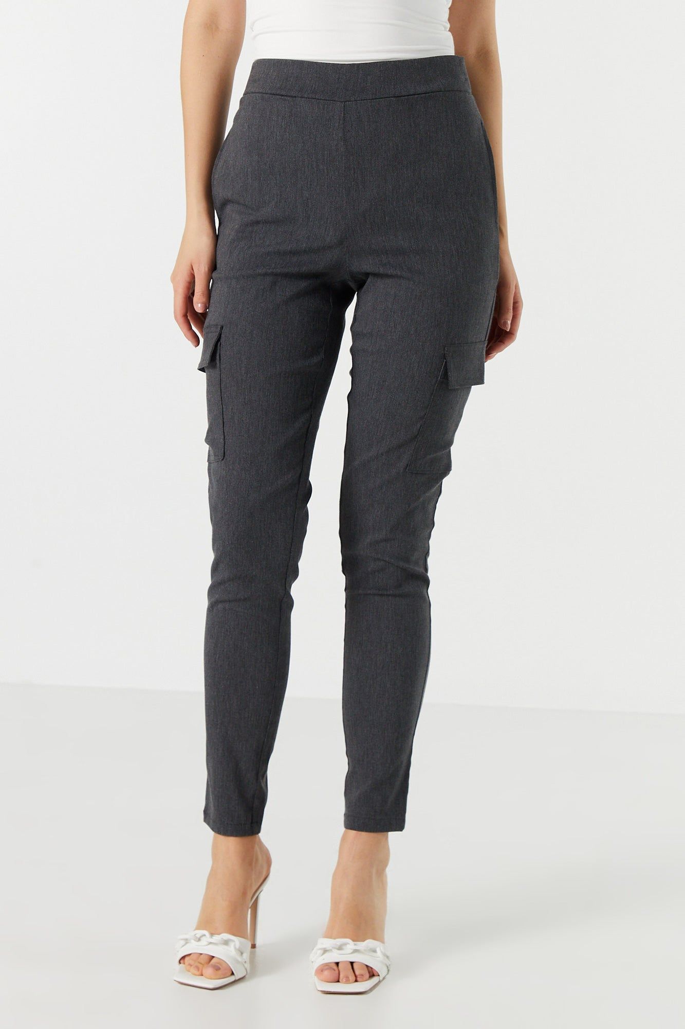 Pantalon cargo habillé ajusté à taille haute sold by Urban Planet product image thumbnail 5