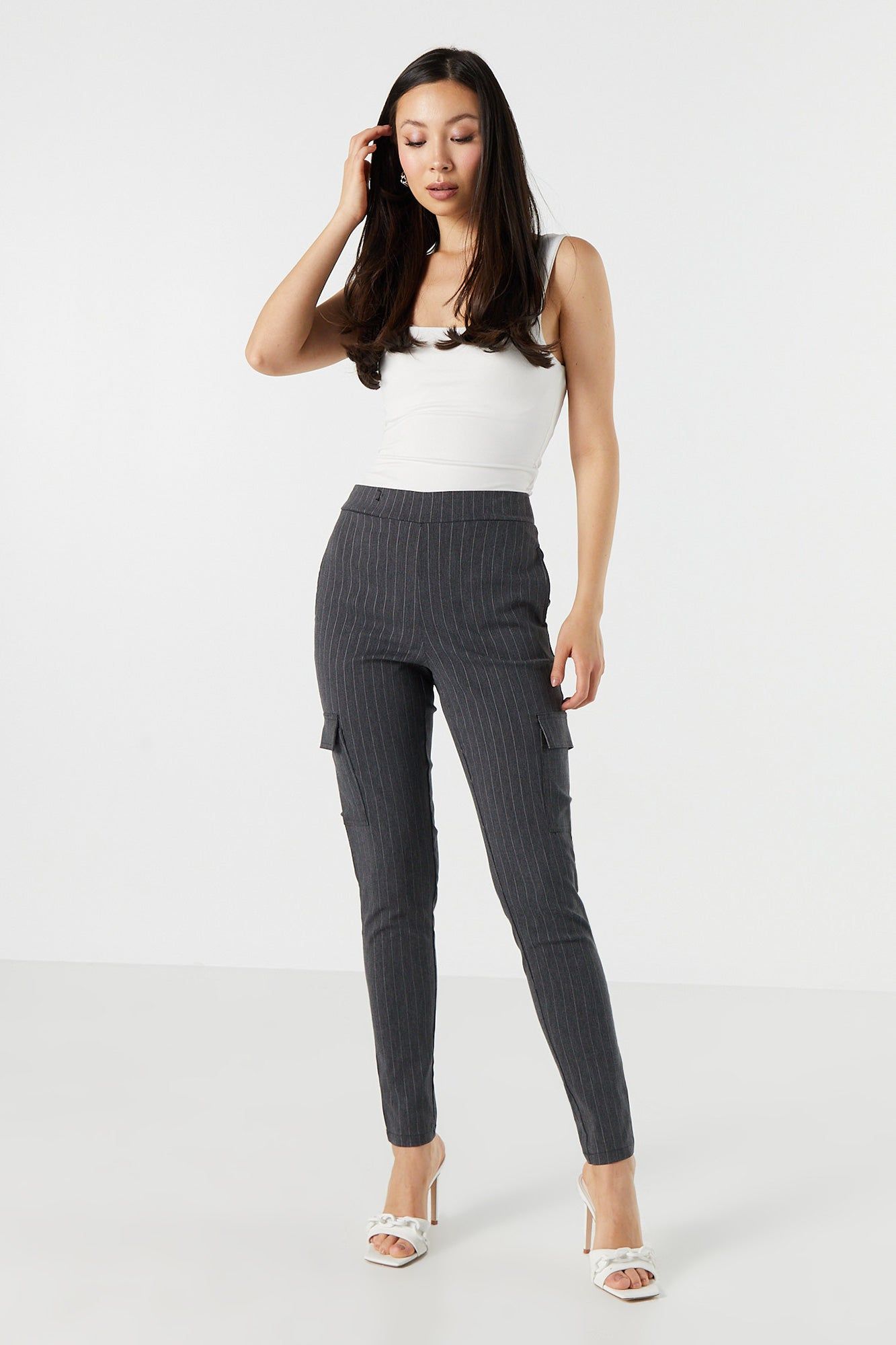 Pantalon cargo habillé ajusté à taille haute sold by Urban Planet product image thumbnail 7