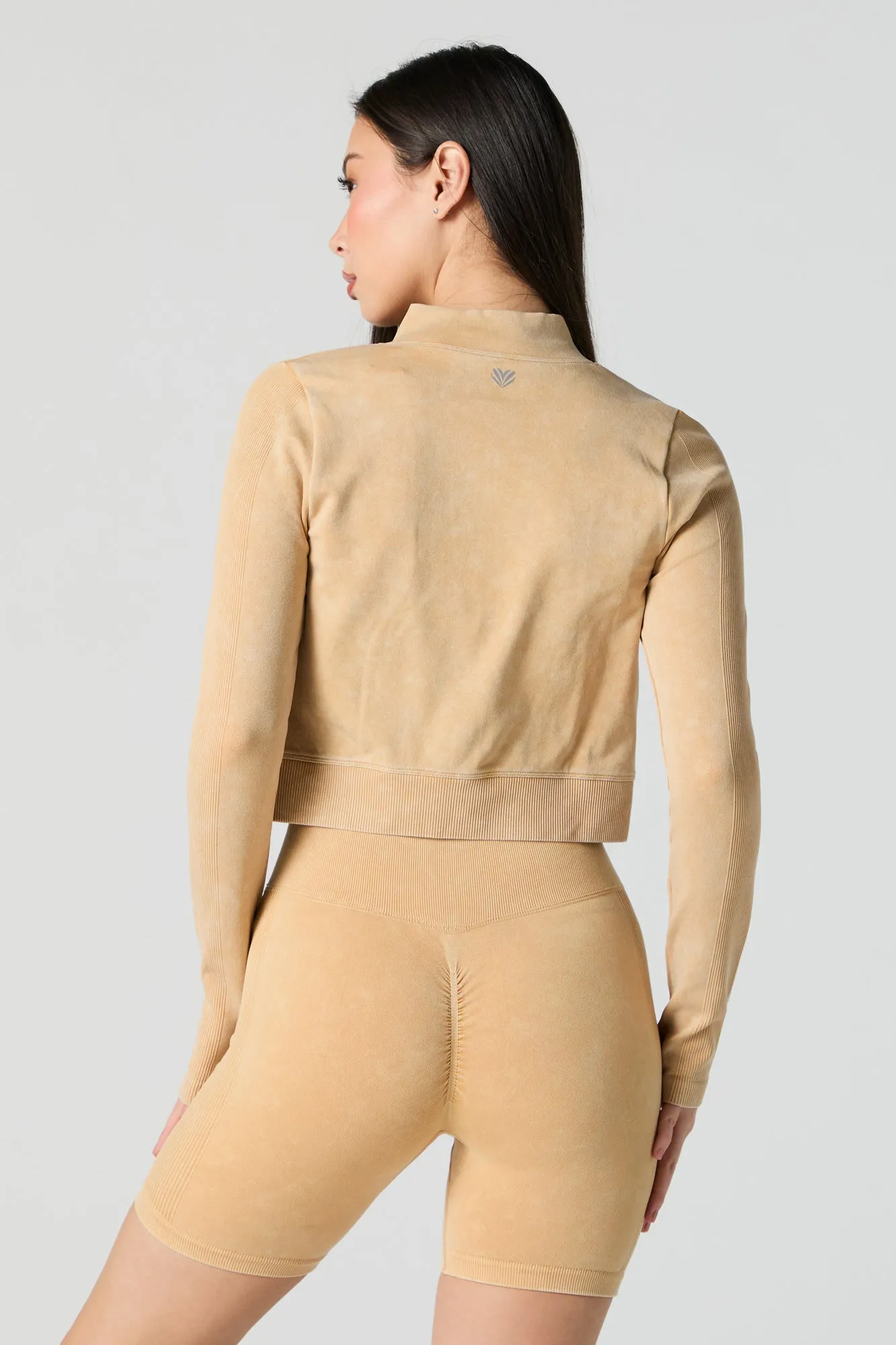 Short de cycliste ruché sans couture délavé à l'acide sold by Urban Planet product image thumbnail 5