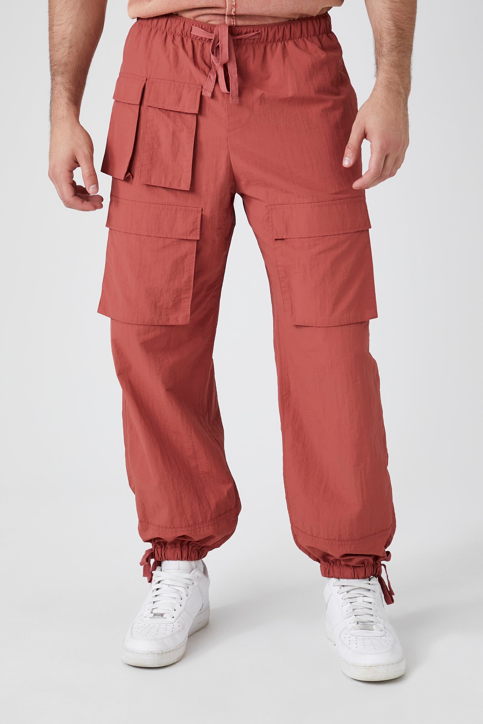 Jogger cargo parachute en nylon sold by Urban Planet product image thumbnail 7