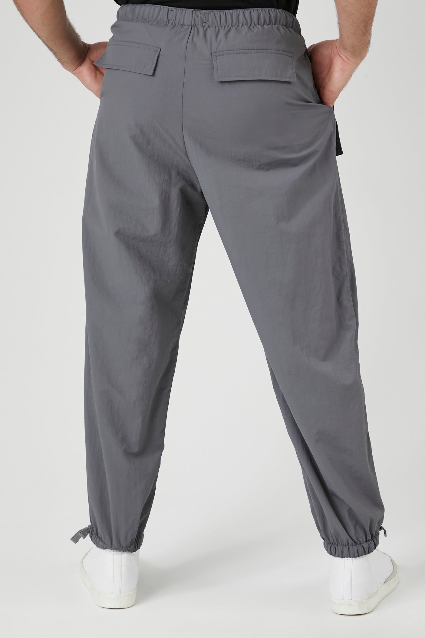 Jogger cargo parachute en nylon sold by Urban Planet product image thumbnail 3