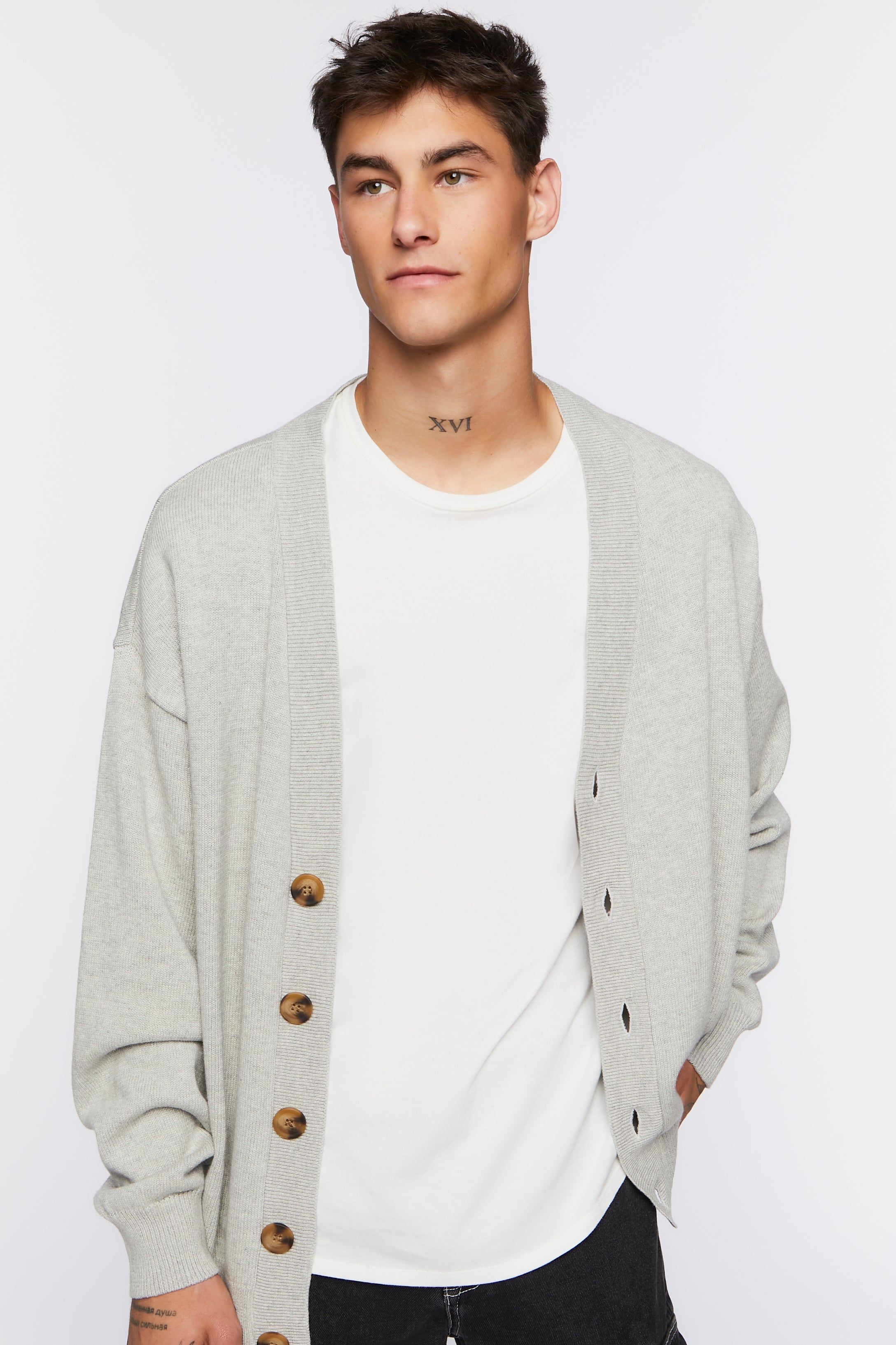 Cardigan boutonné sold by Urban Planet