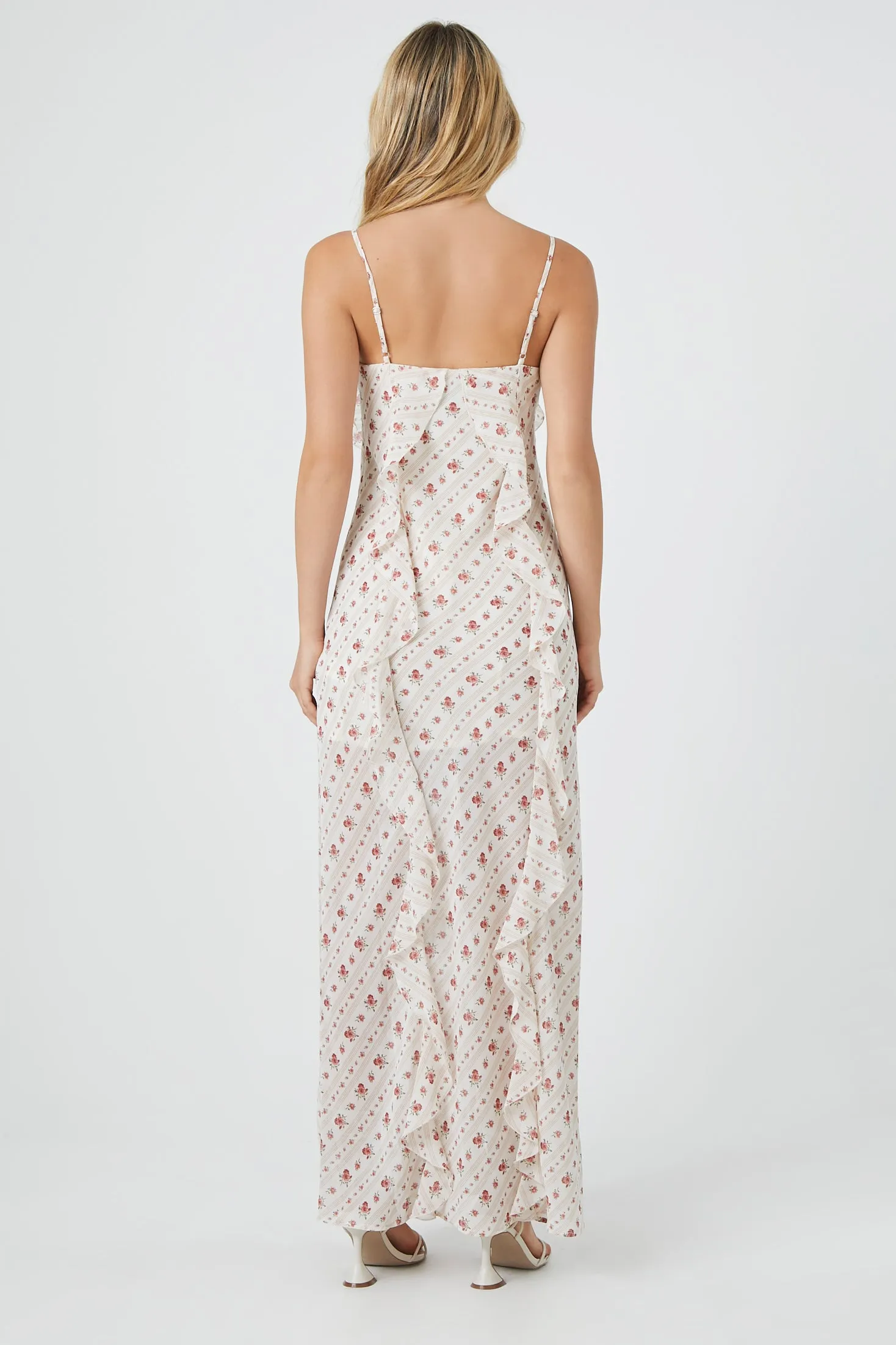 Robe maxi volantée en chiffon fleuri avec fente sold by Urban Planet product image thumbnail 3
