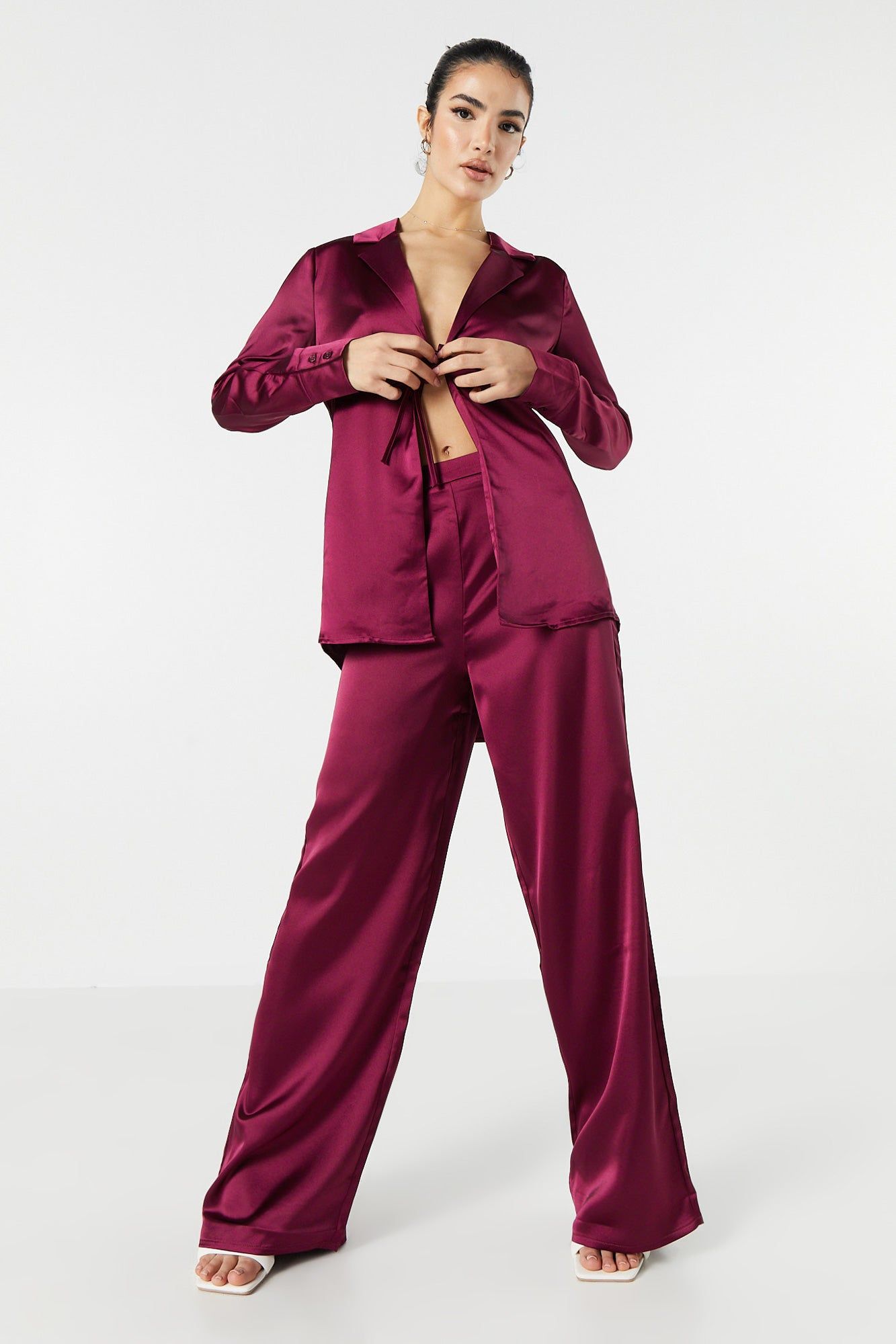 Pantalon à jambe large en satin sold by Urban Planet product image thumbnail 10