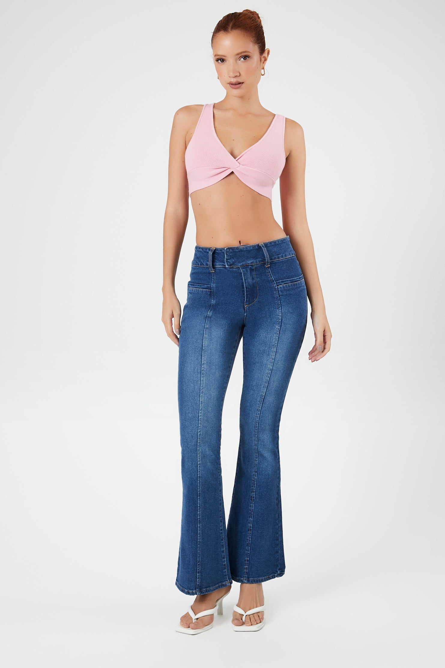 Jean à jambe évasée en denim extensible sold by Urban Planet