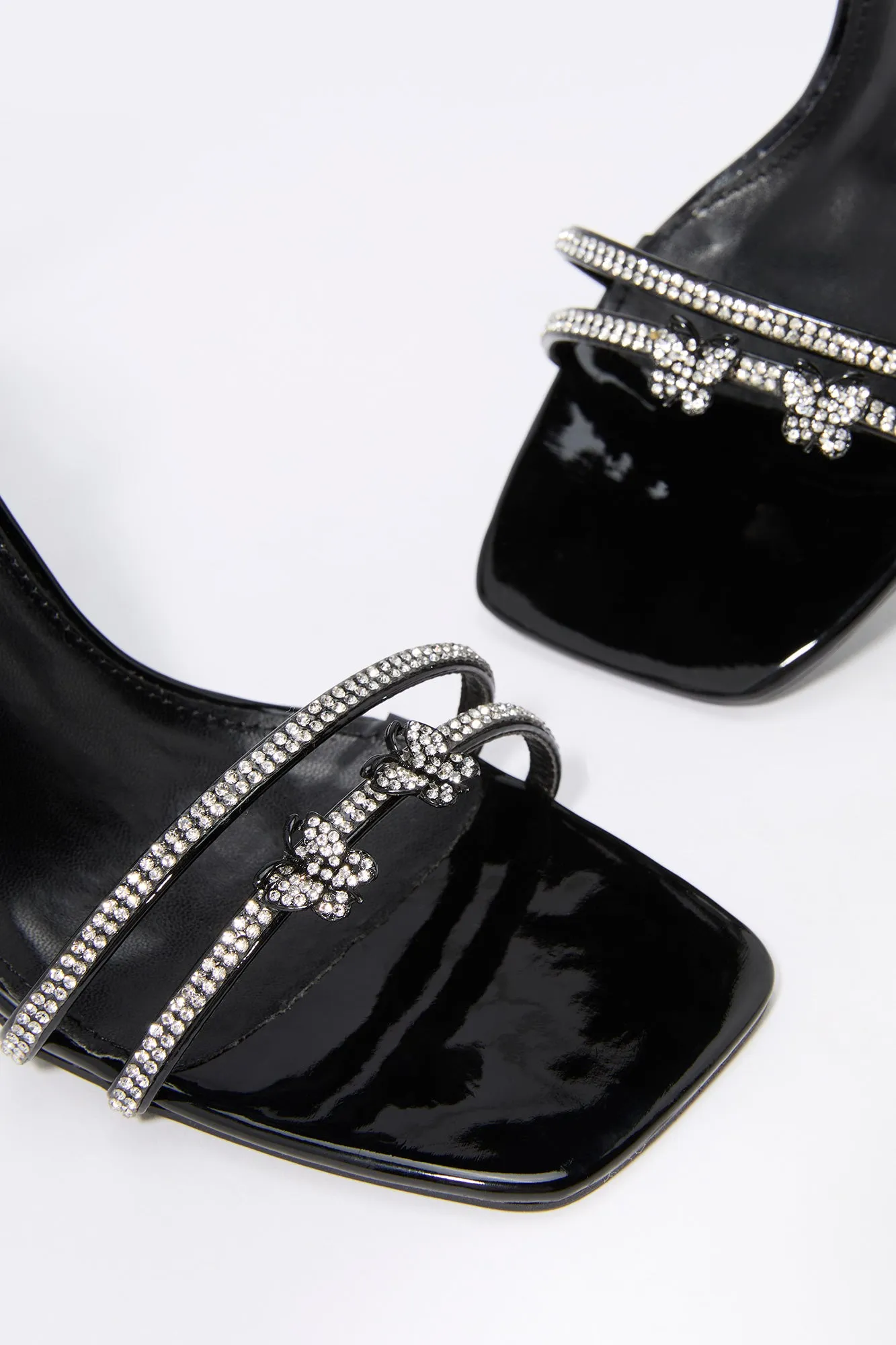 Escarpins avec papillons en pierres du Rhin sold by Urban Planet product image thumbnail 4