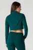 Blazer court boutonné sold by Urban Planet