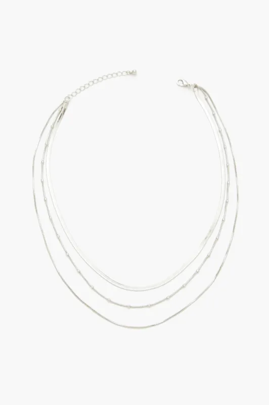 Collier superposé avec billes sold by Urban Planet