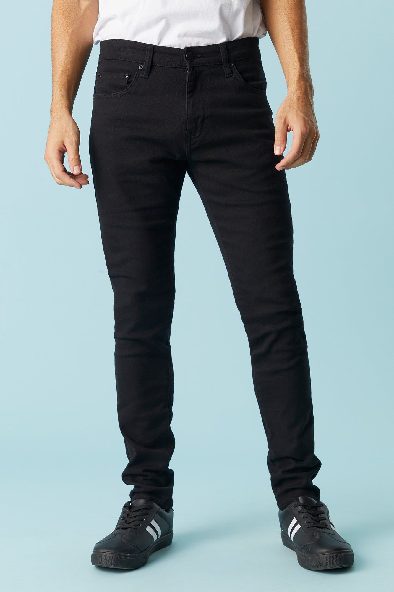 Le jean le plus ajusté sold by Urban Planet