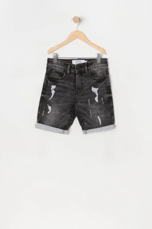 Short en denim delave noir écoresponsable d'aspect usé pour garçon sold by Urban Planet